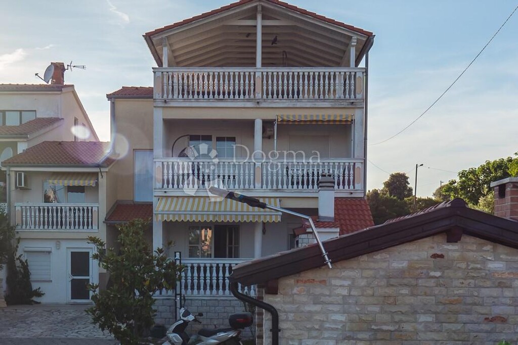 Image 19