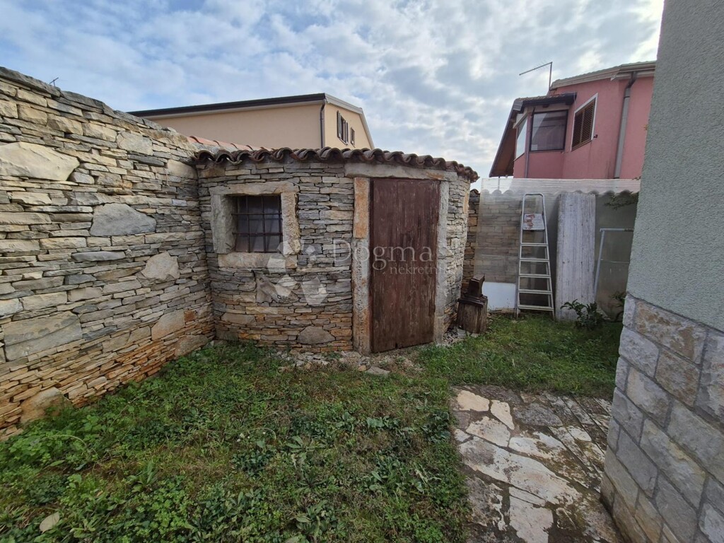 Image 9