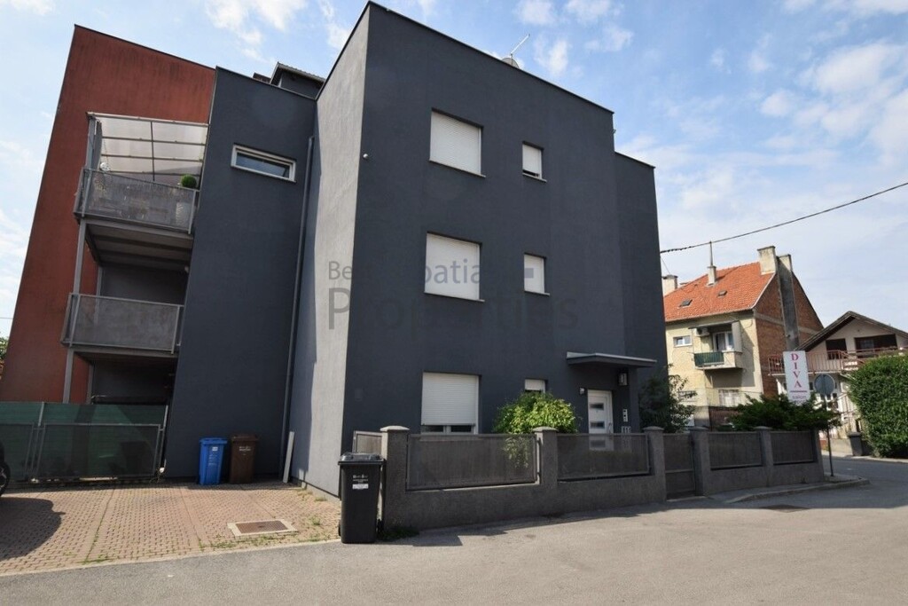Image 12
