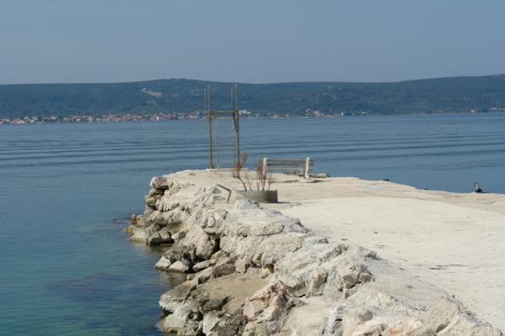 Image 3810834 - 5