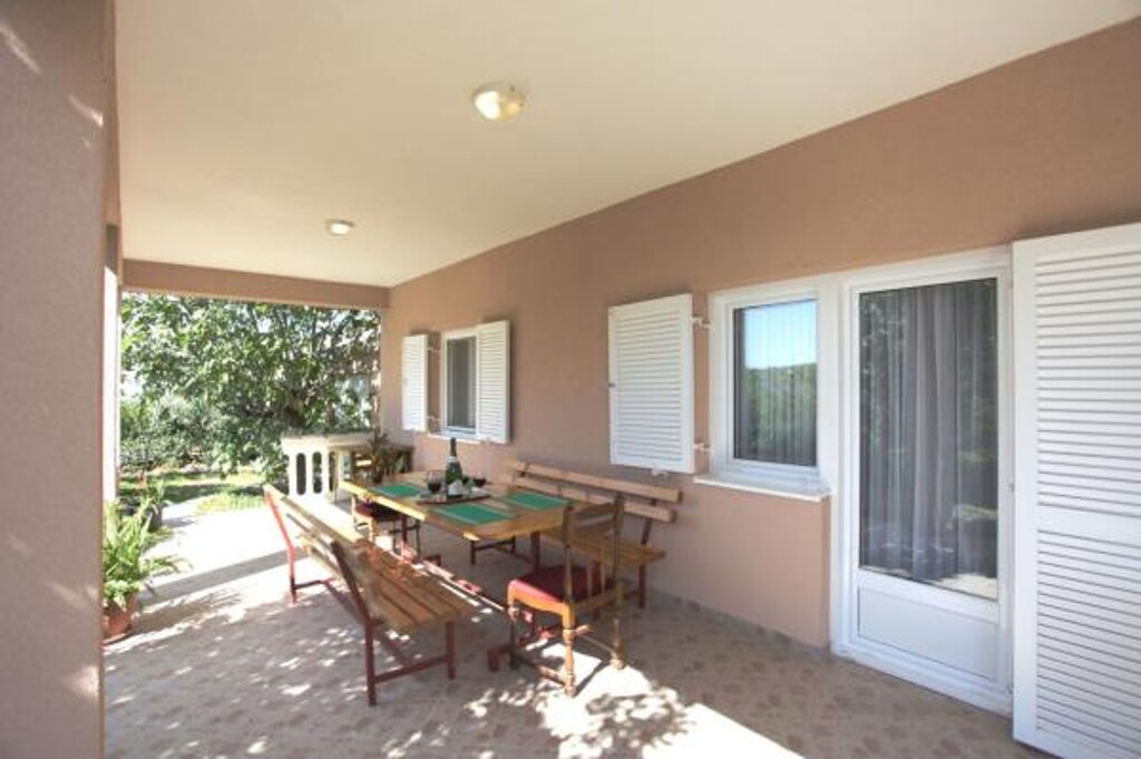 Image 3813255 - 7