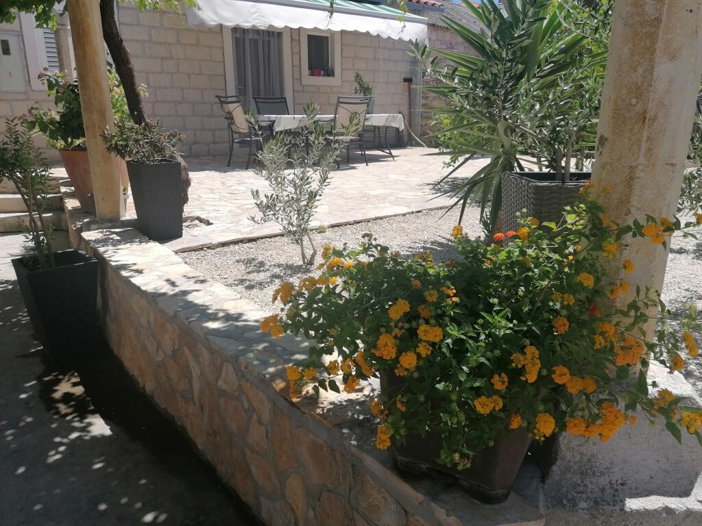 Image 18
