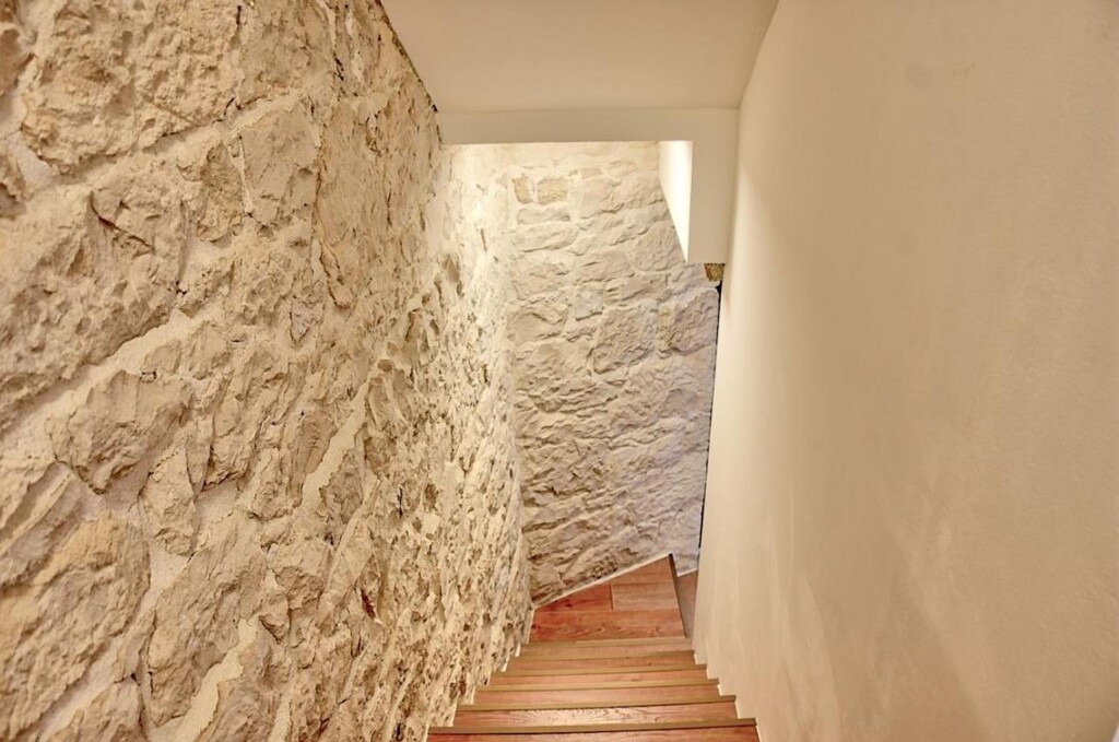 Image 13