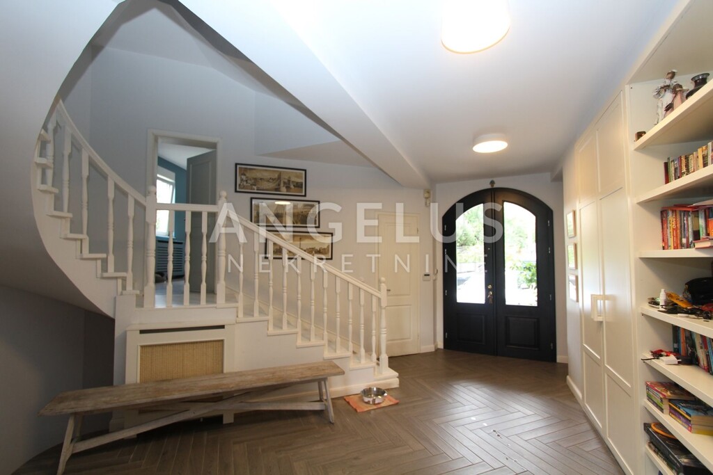 Image 6208781 - 4