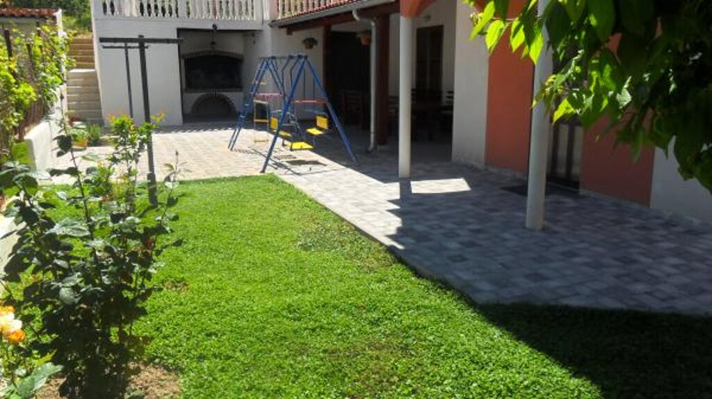 Image 3812898 - 6