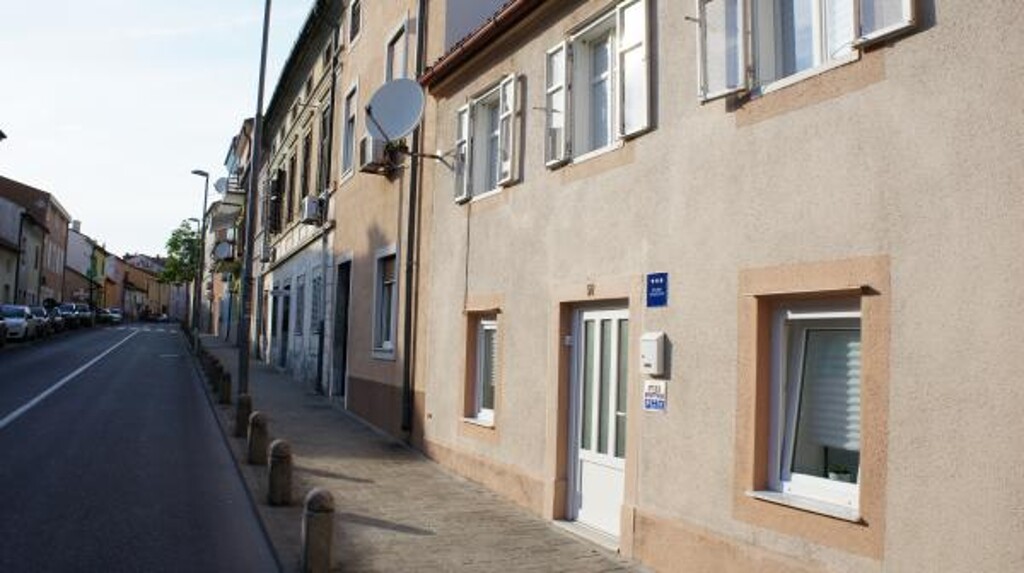 Image 3813633 - 5