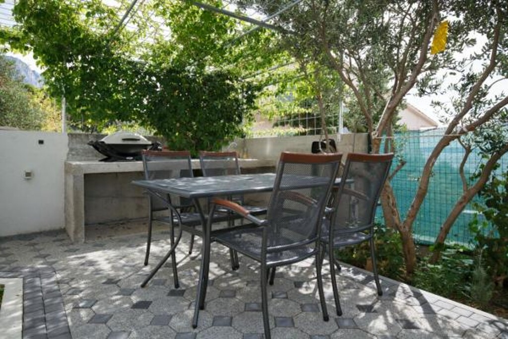 Image 3813062 - 4