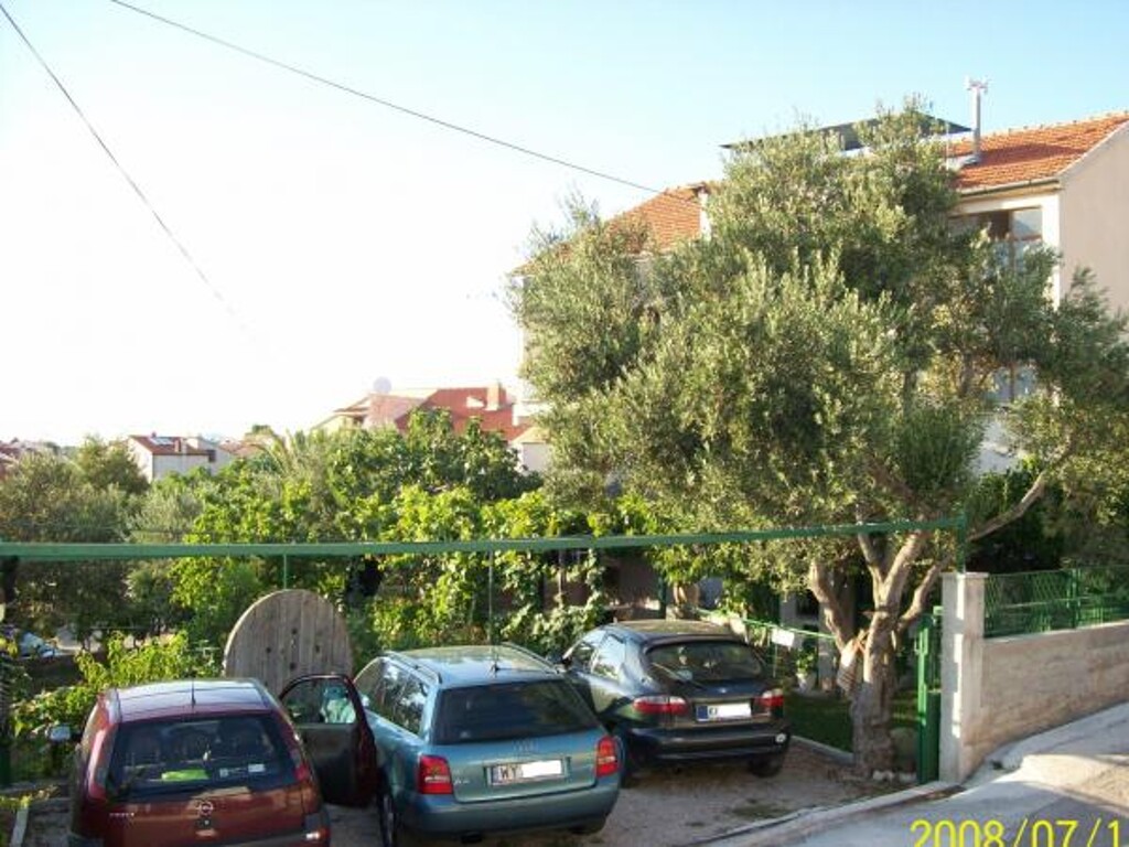 Image 3810878 - 2