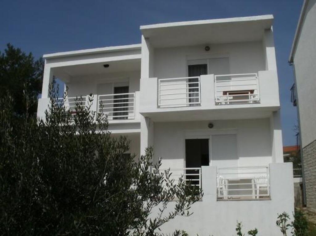 Image 3812950 - 1