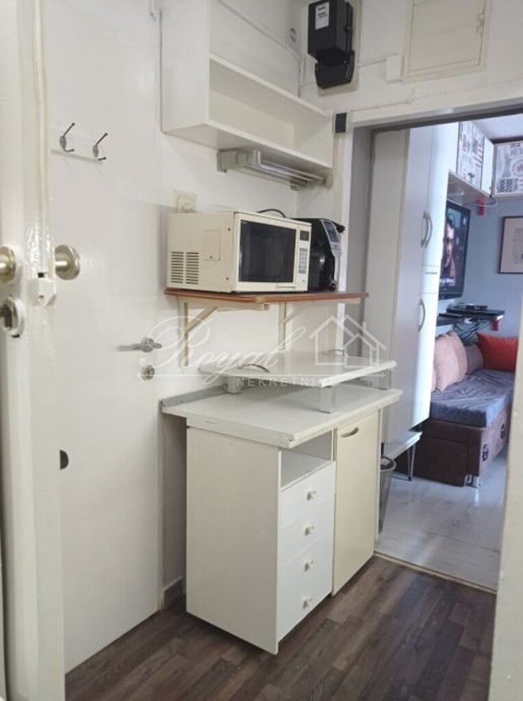 Image 7