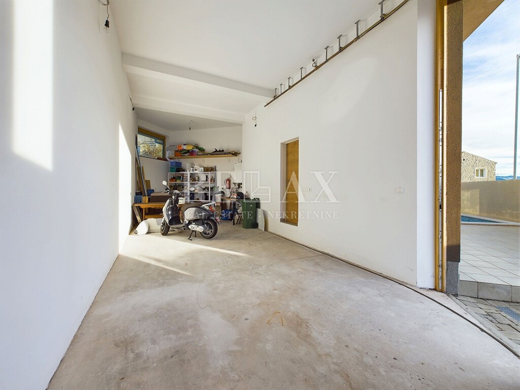 Image 25