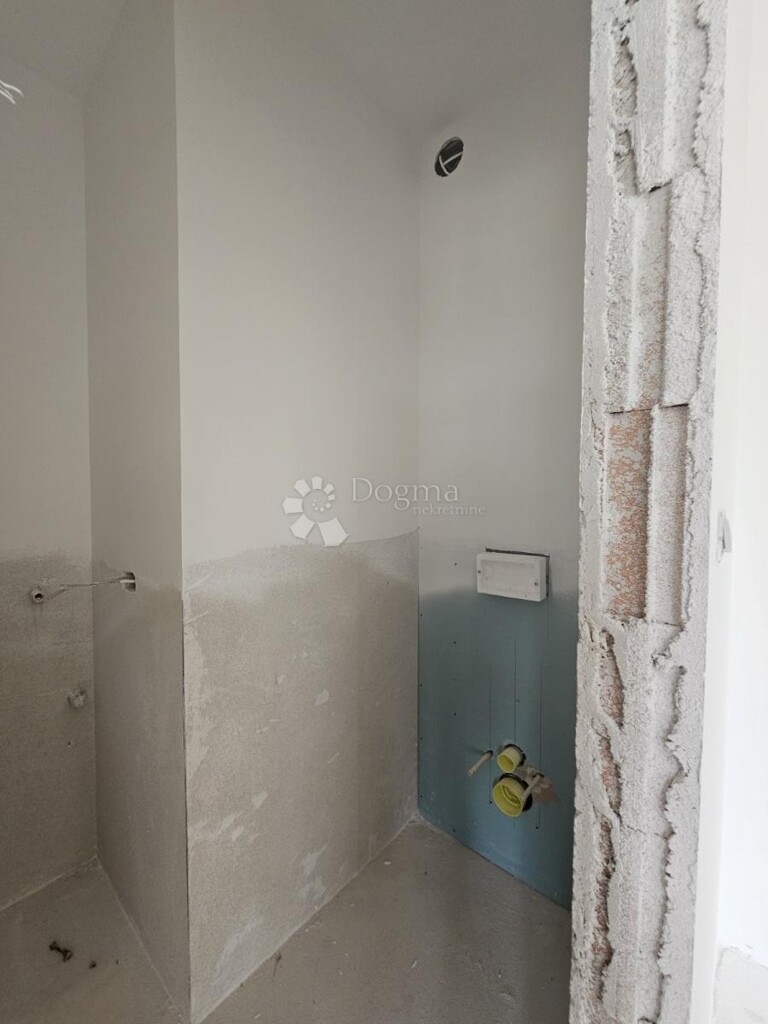 Image 13