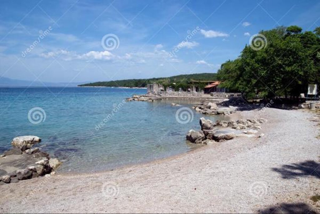 Image 3838662 - 7