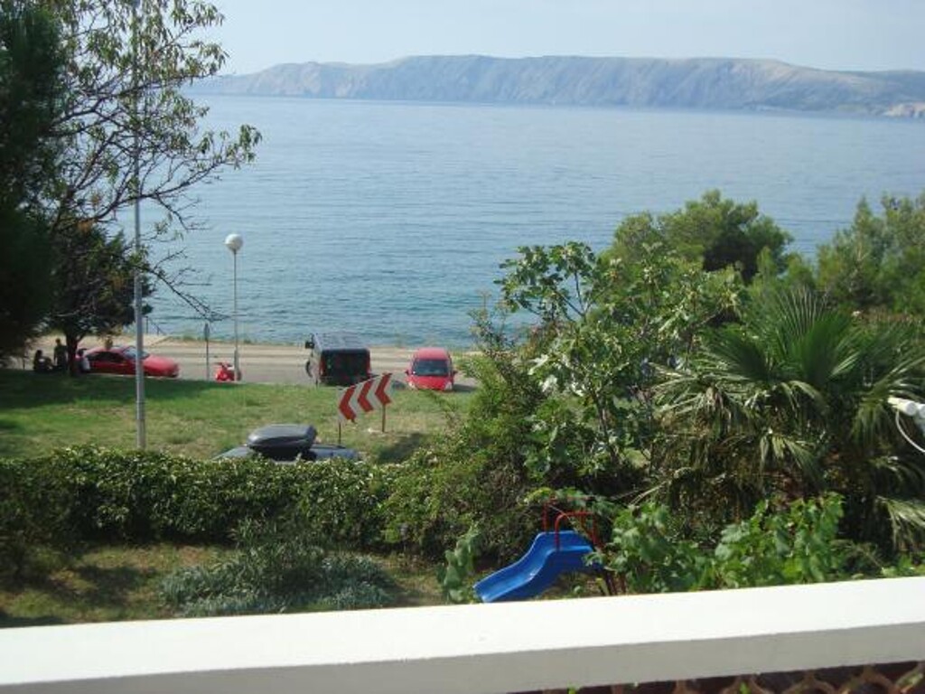 Image 3811430 - 9