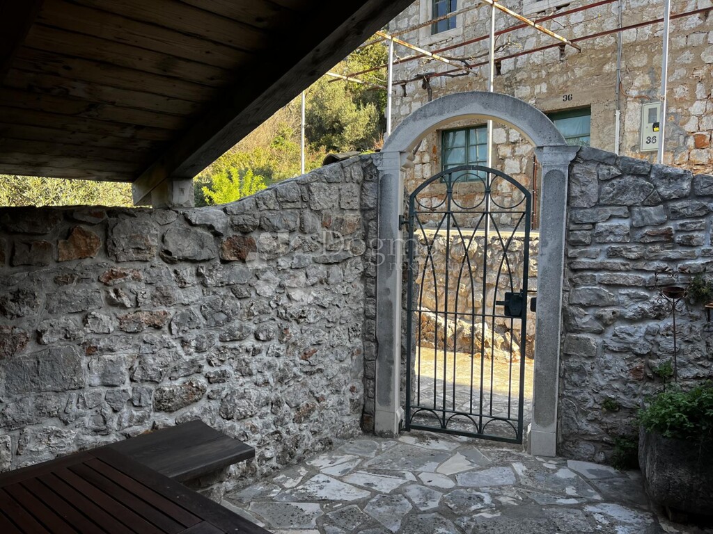 Image 25