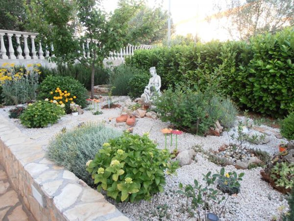 Image 3811373 - 5