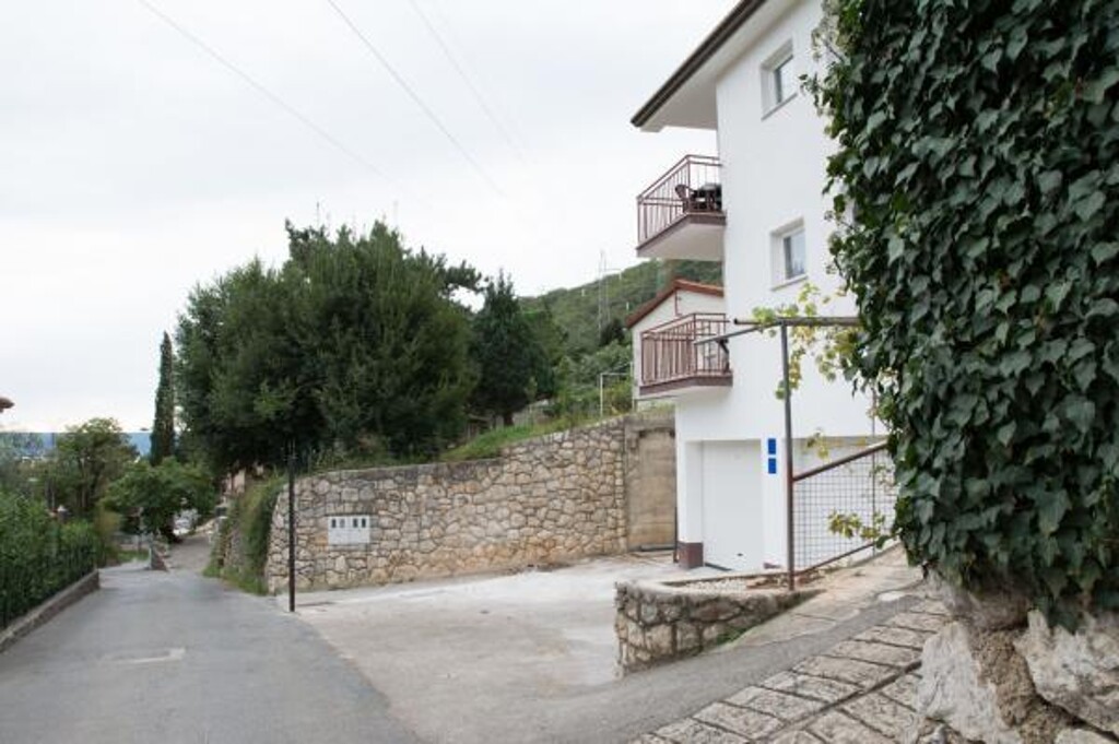 Image 3813869 - 5