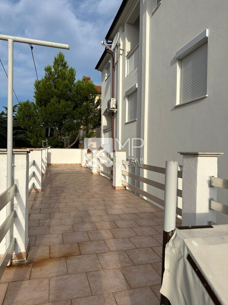 Image 6185864 - 9