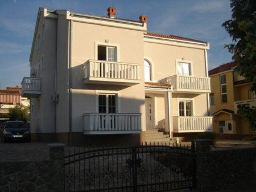 Image 3811388 - 2