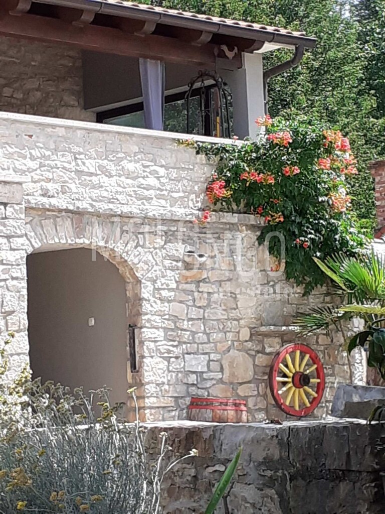 Image 18