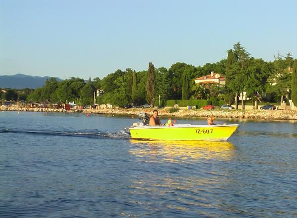 Image 3838457 - 4