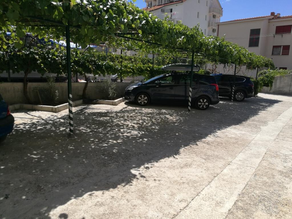 Image 3811734 - 3