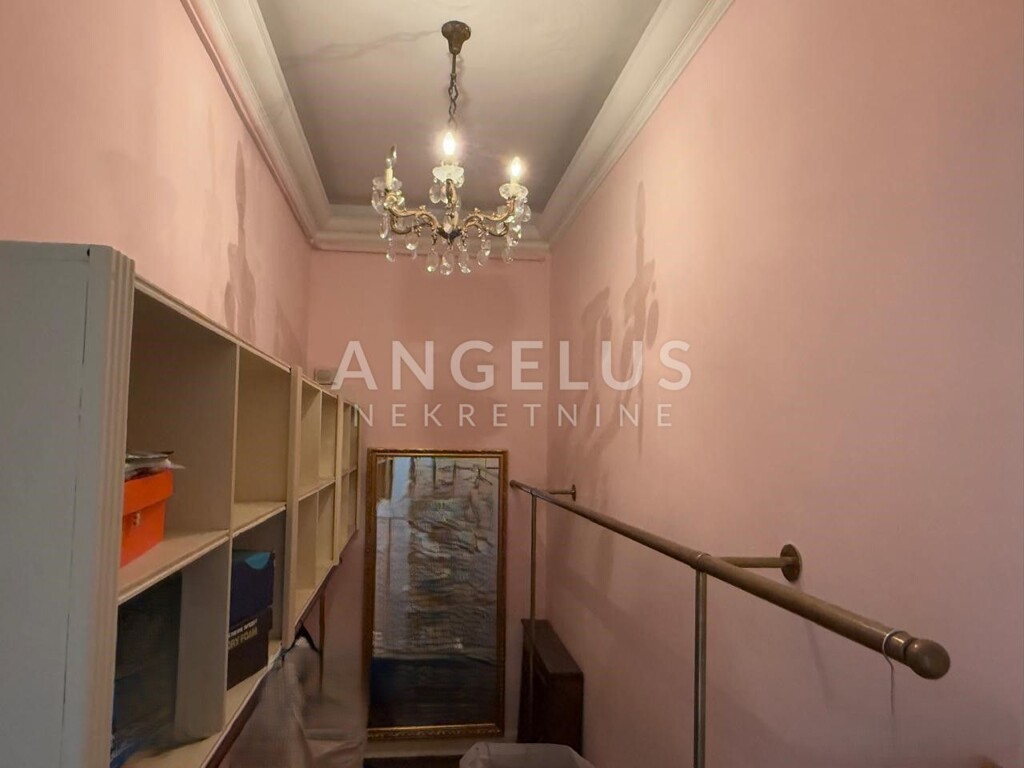 Image 10