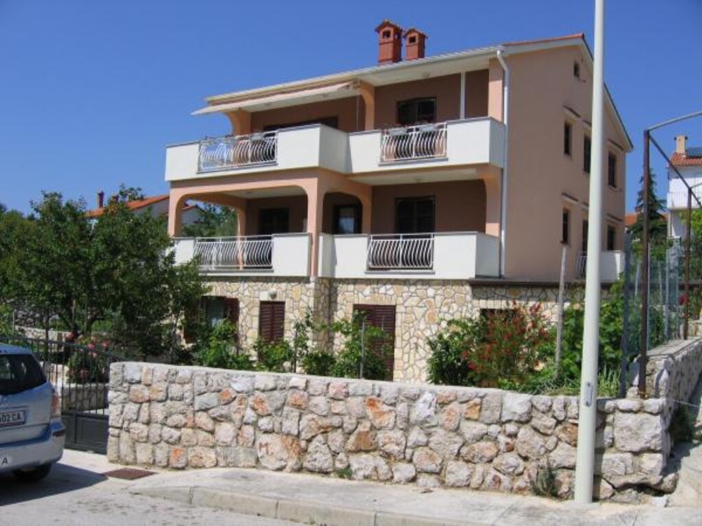 Image 3813385 - 3