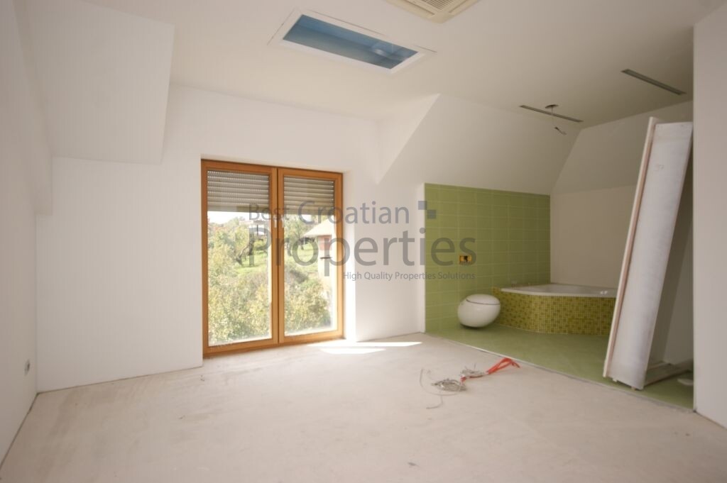 Image 22