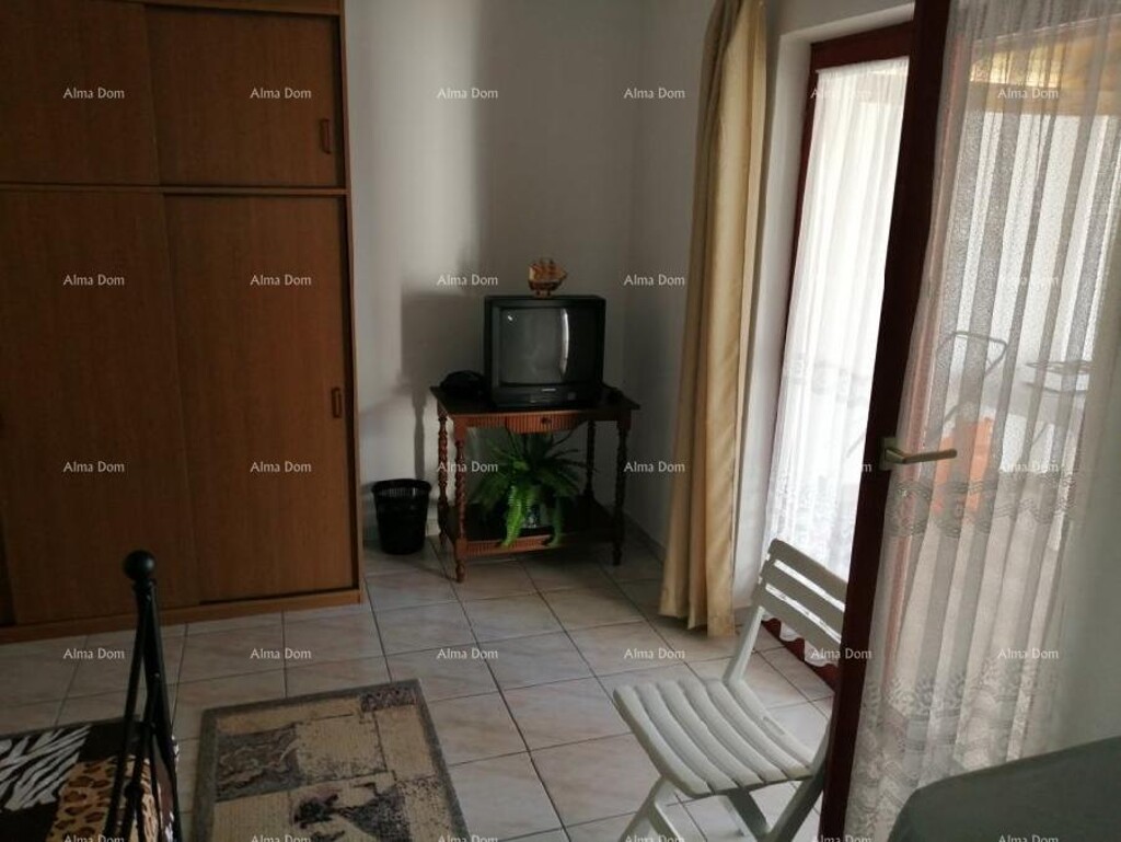 Image 10