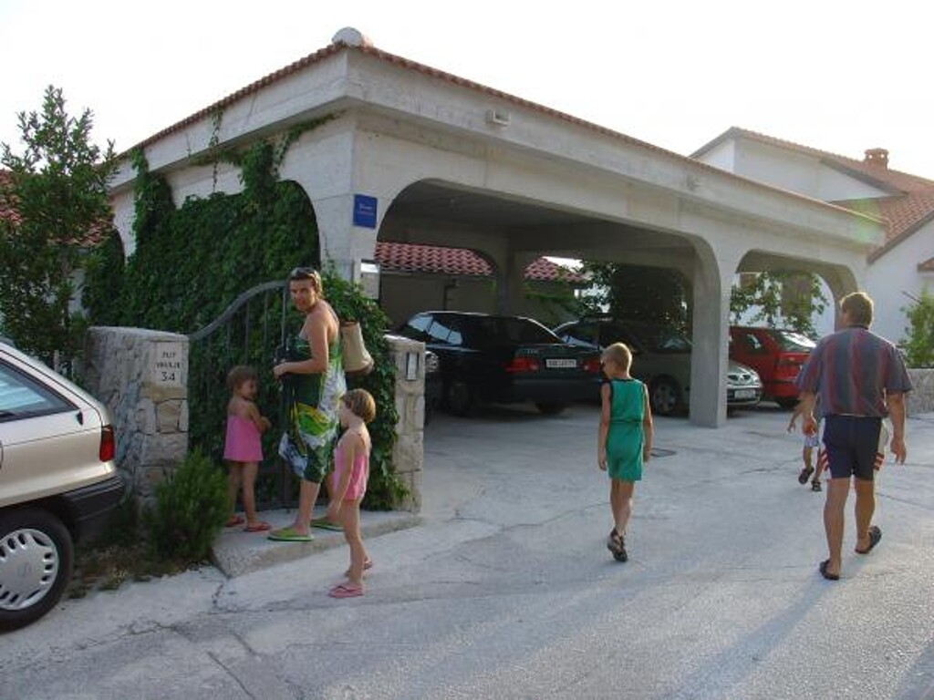 Image 3838750 - 4
