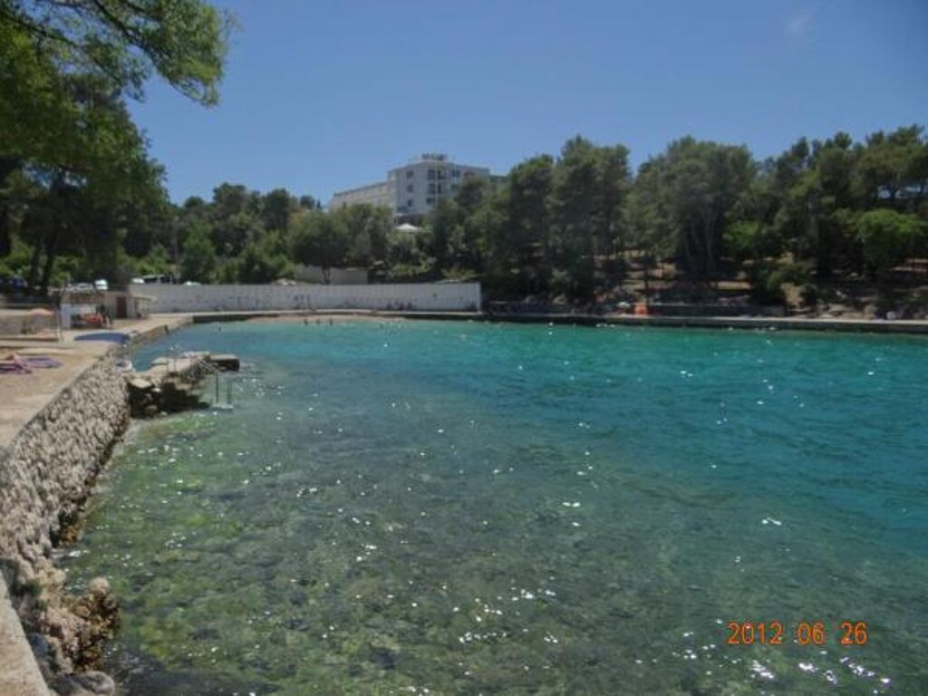 Image 3811877 - 12