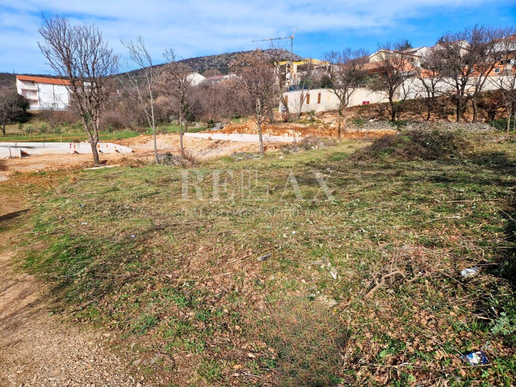 Image 12