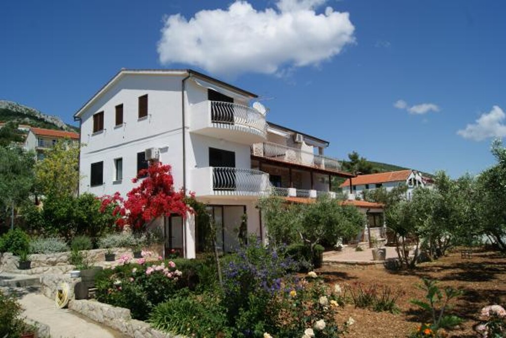 Image 3811829 - 1