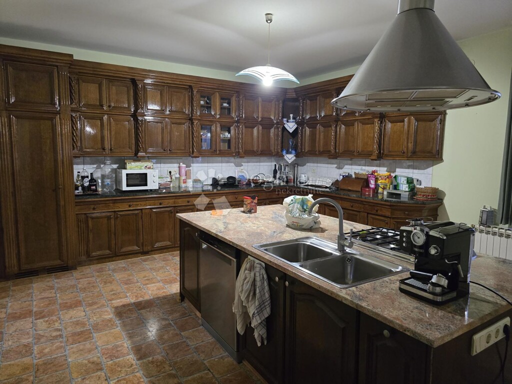 Image 13