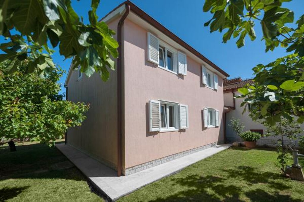 Image 3812149 - 15