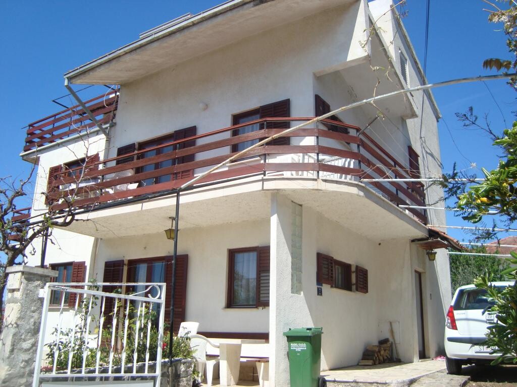 Image 3813453 - 3