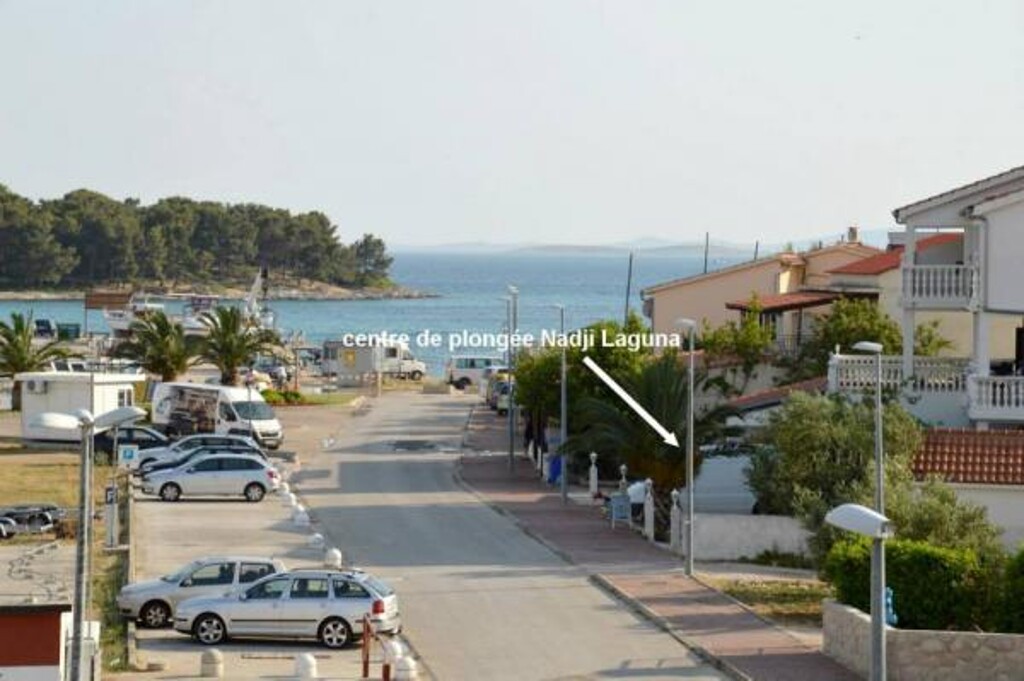 Image 3812606 - 14