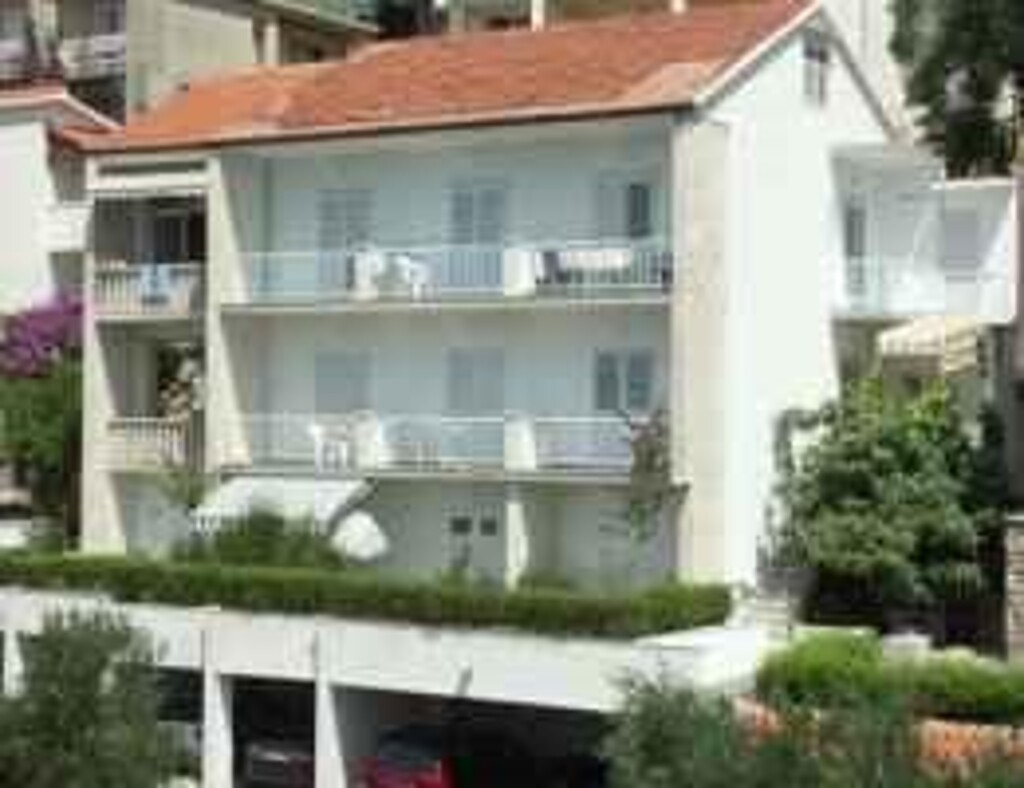 Image 3811707 - 1