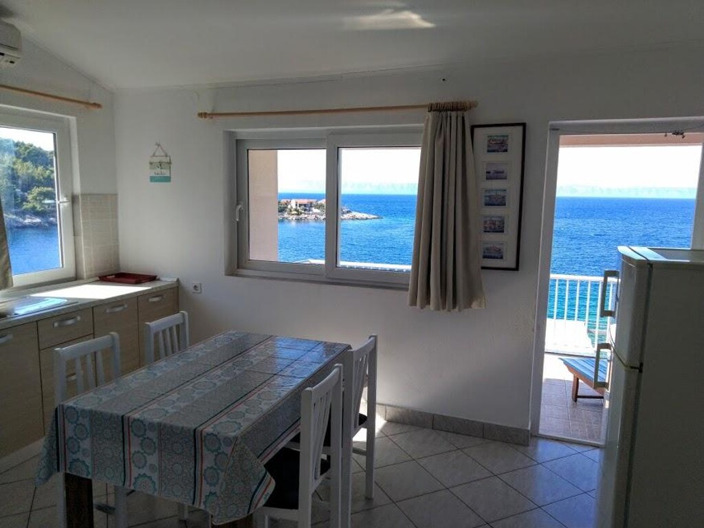 Image 3823647 - 8