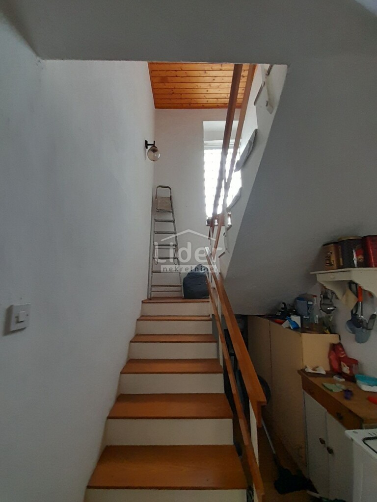 Image 6149824 - 12