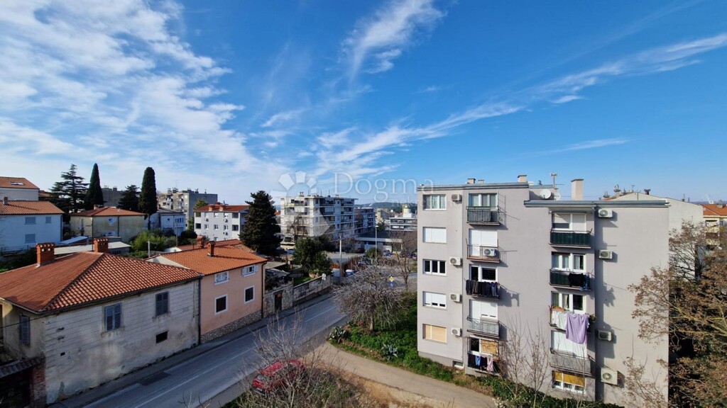 Image 6341560 - 7
