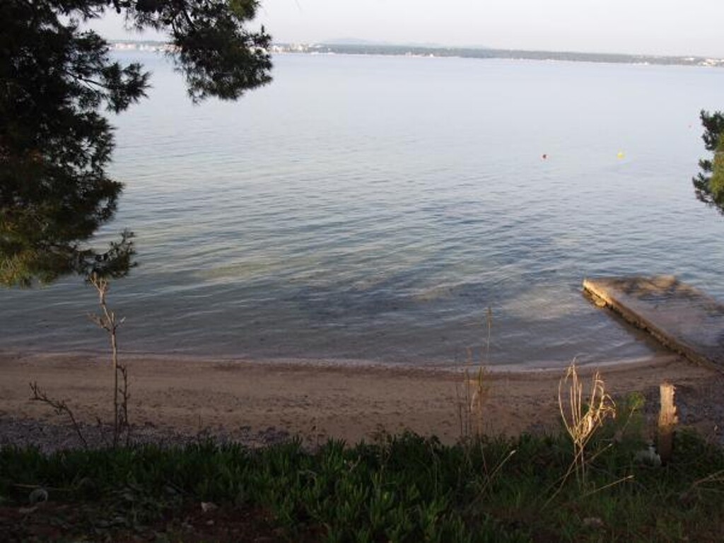Image 3813914 - 3