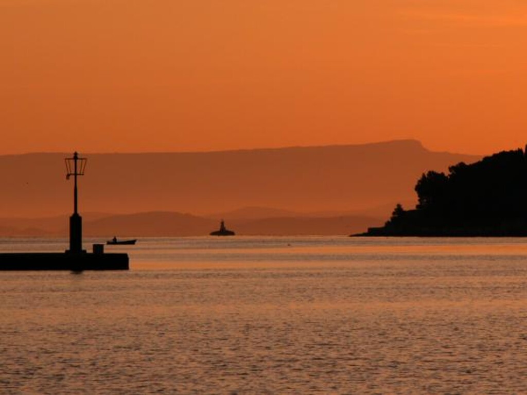 Image 3812067 - 5