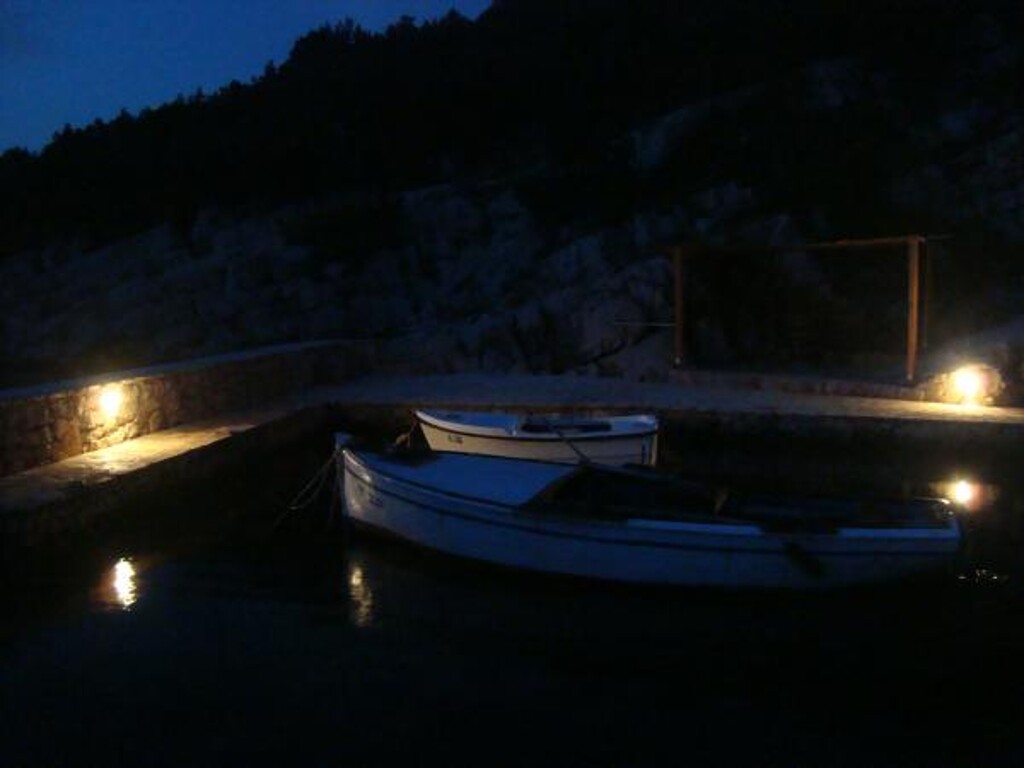 Image 3823634 - 16