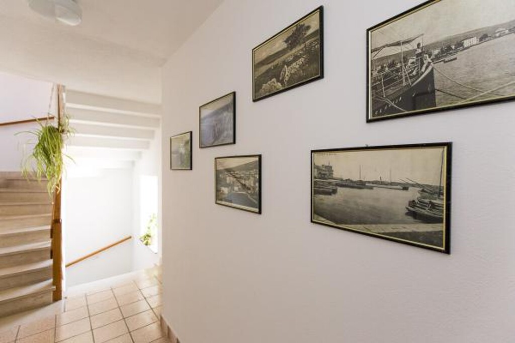 Image 3813023 - 8