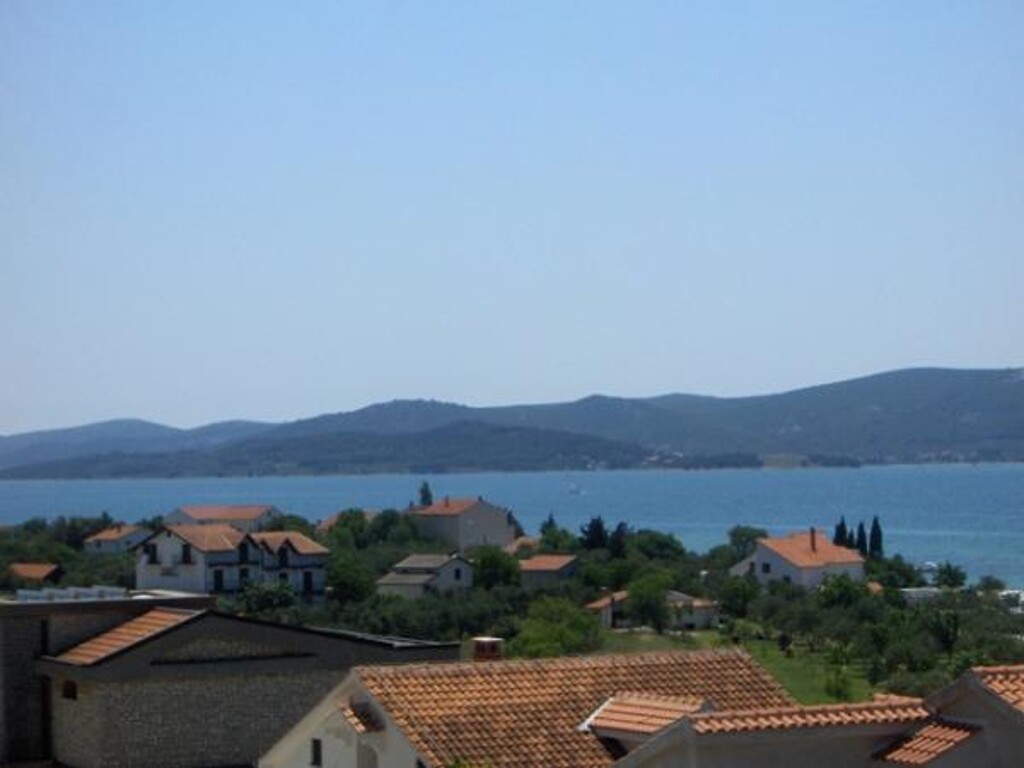 Image 3811487 - 8