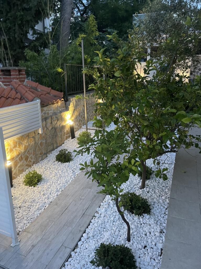 Image 3811047 - 13