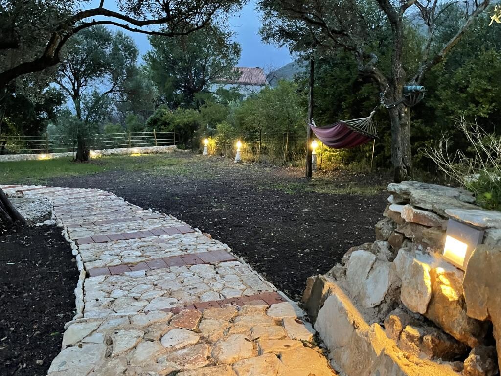 Image 3838430 - 29