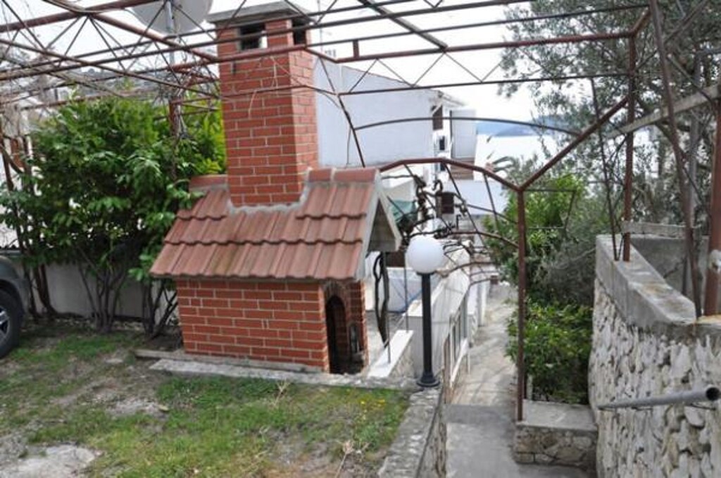 Image 3811107 - 8